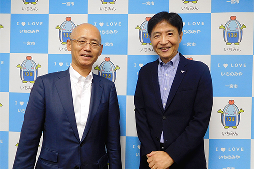 市長があいさつしている写真