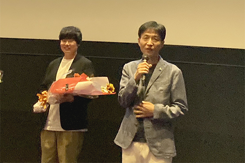 市長があいさつしている写真