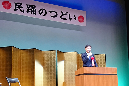 市長があいさつしている写真