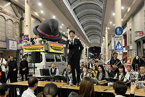 市長があいさつしている写真