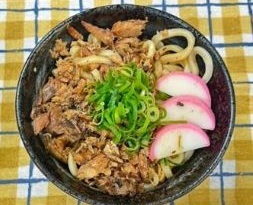 鯖缶の味噌煮込みうどん