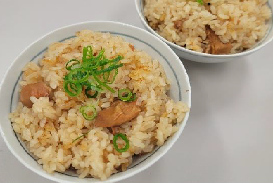 缶詰めで簡単炊き込みご飯