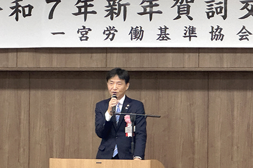 市長があいさつしている写真