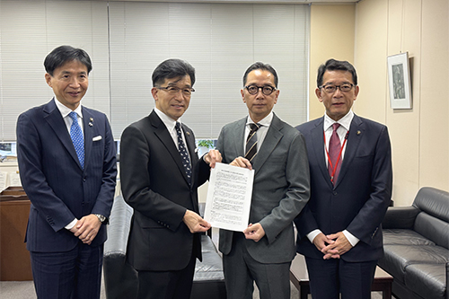 市長が訪問している写真