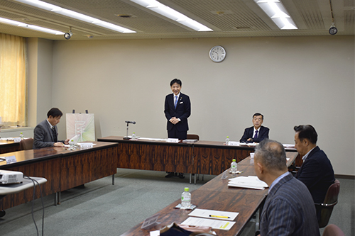 市長があいさつしている写真