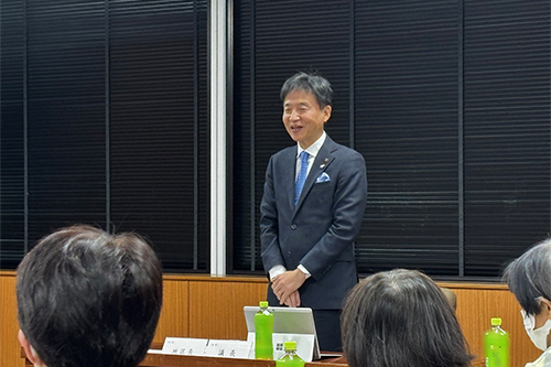 市長あいさつ写真