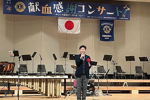 市長があいさつしている写真