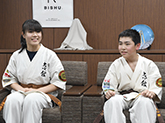 表敬訪問者の写真