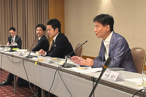 市長が意見交換している写真