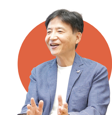 対談する中野市長の写真