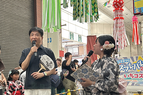 市長があいさつしている写真