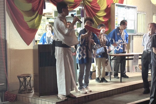 市長があいさつしている写真