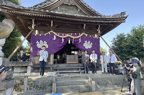 市長があいさつしている写真