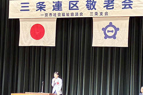 市長があいさつしている写真