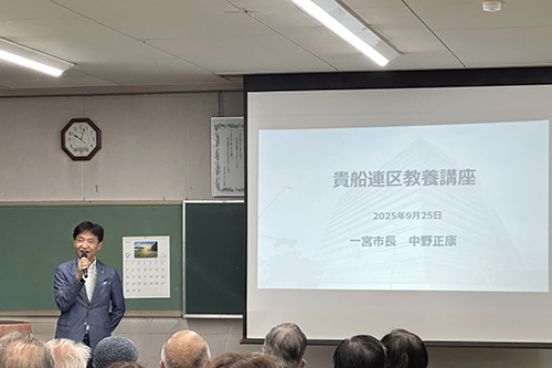 市長が講演している写真