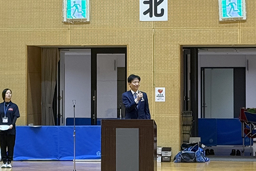 市長があいさつしている写真