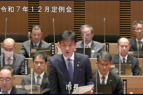本会議の様子の写真
