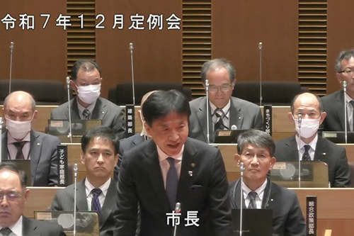 本会議の様子の写真