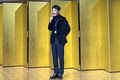 市長があいさつしている写真