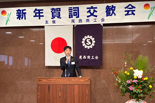 市長があいさつしている写真