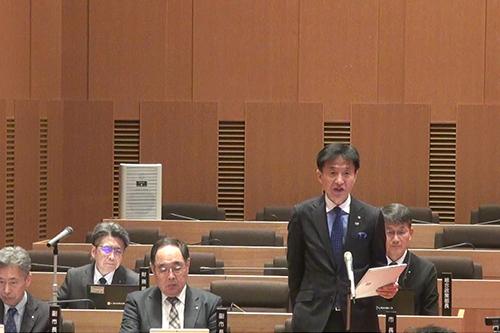 本会議の様子の写真