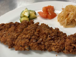 乾パンとんかつ