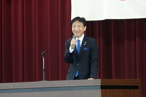 市長がメッセージを送っているの写真