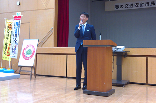 市長が講話している写真