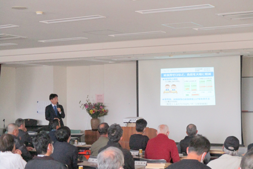 市長が講話している写真