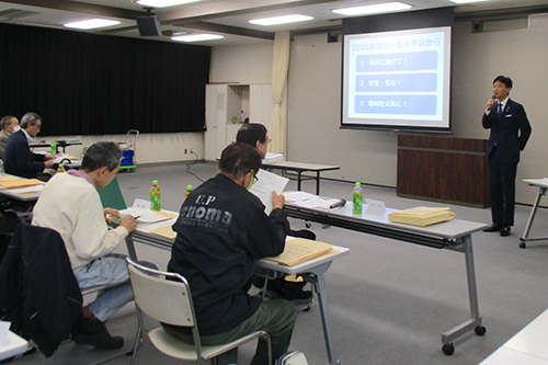 市長が講話している写真