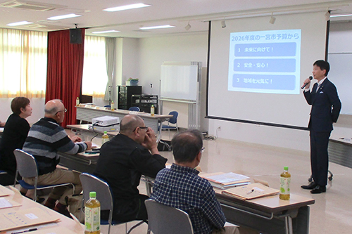 市長が講話している写真