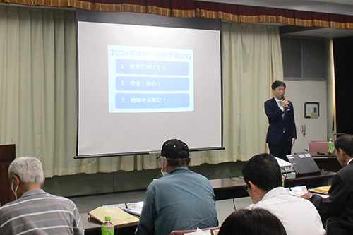 市長が講話している写真