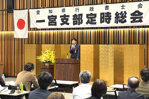 市長があいさつしている写真