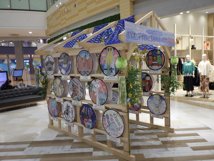 イオンモール木曽川展示02