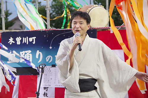 市長があいさつをしている写真