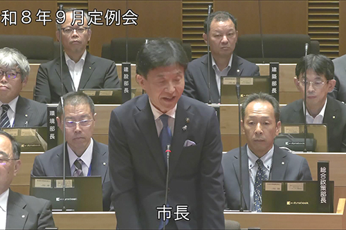 本会議の様子の写真